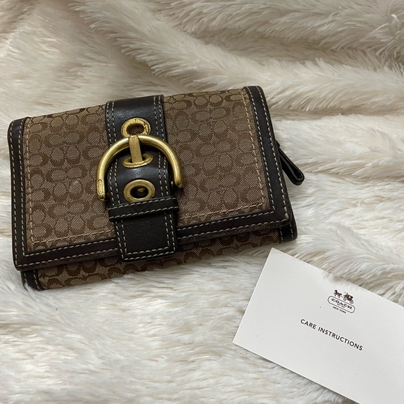 Coach Wallet - Picture 2 of 5